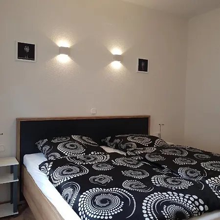 80 Qm Super Zentral In Mwst Ausweisbar Apartment